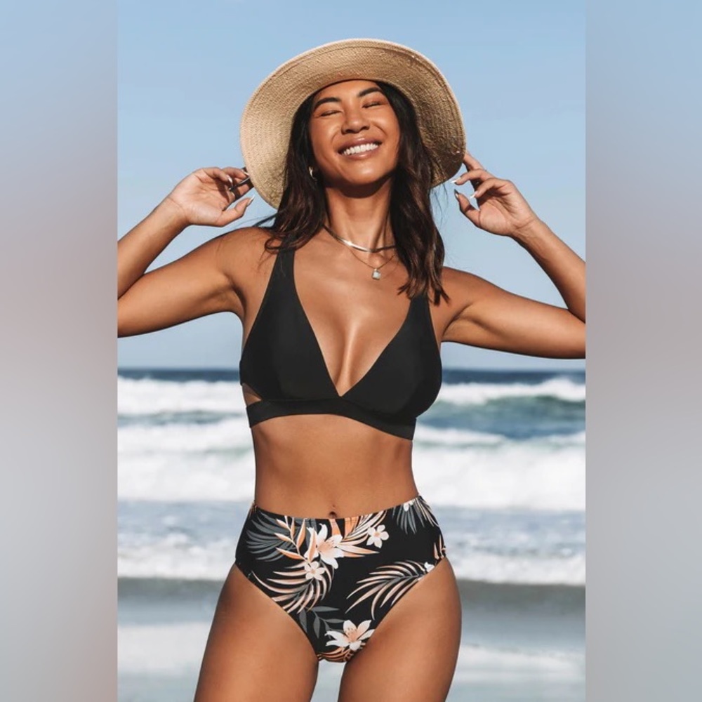 NEW WITH TAGS high waisted bathing suit